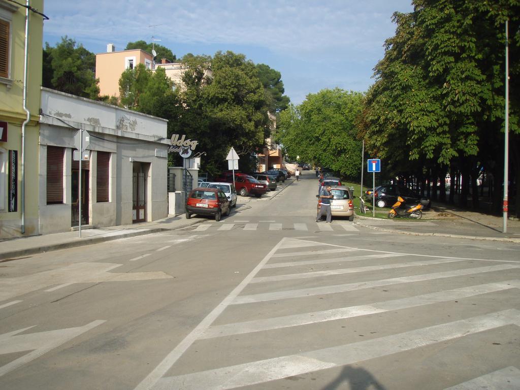Apartments Vasic Pula Buitenkant foto